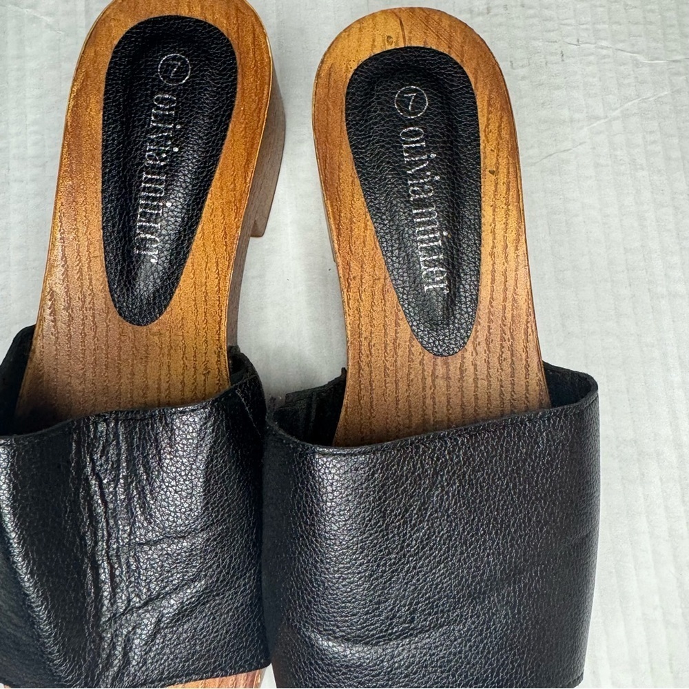 Olivia Miller, black clog sandal size 7 - Picture 2 of 4